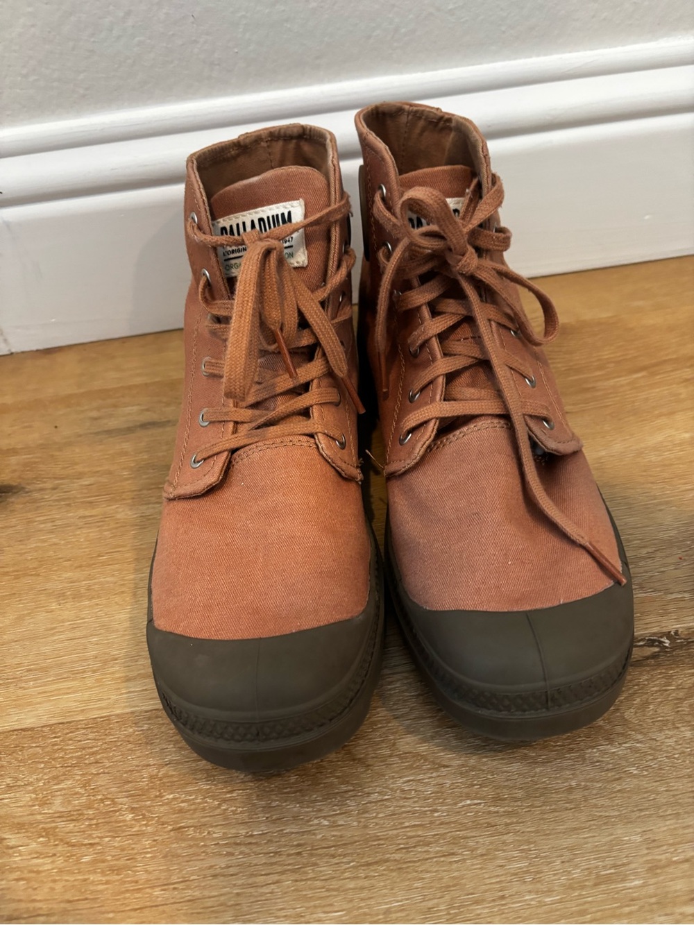 Palladium Pampa Hi Organic boots terracotta canvas high tops M8 / W9.5